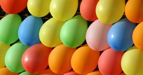 balloons many colours